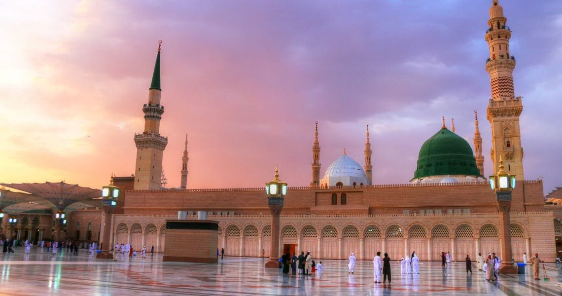 10 Important Places Every Muslim Should Visit in Madinah.