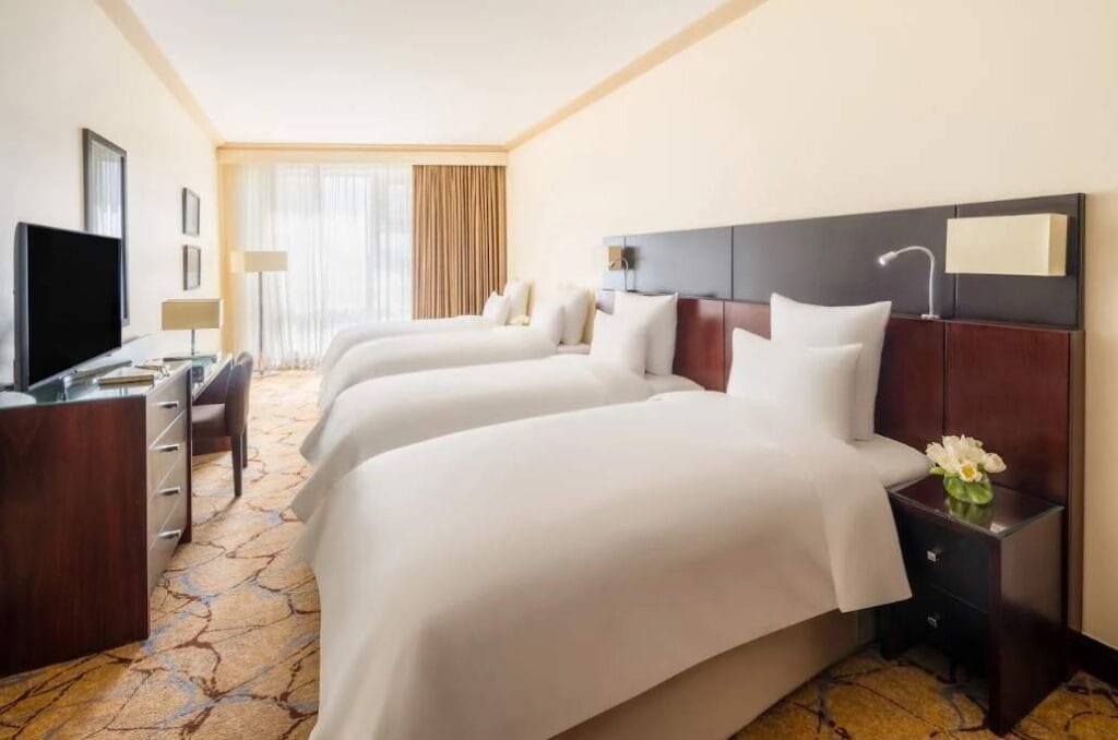 Movenpick Hotel 6